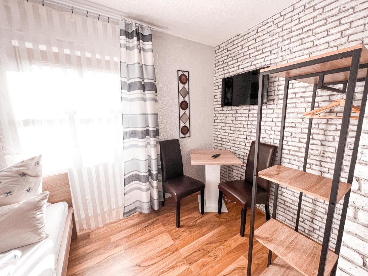 Hotel Schwarzach Am Main 3*